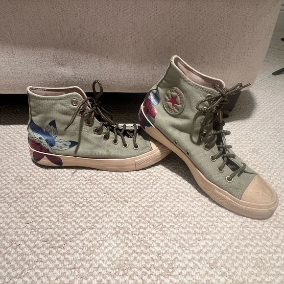 Converse Shoes - Converse Chuck Taylor|Sage Green Canvas HighTop| Flowers| Good Condition W10 M8